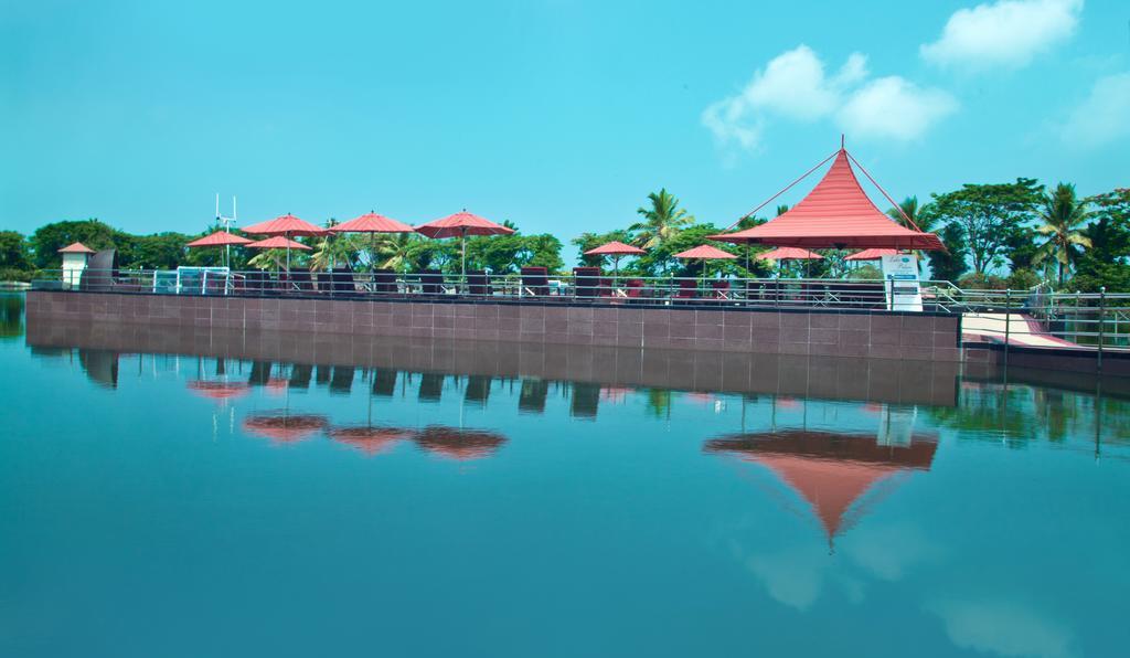 Sterling Lake Palace Alleppey Alappuzha Exterior photo