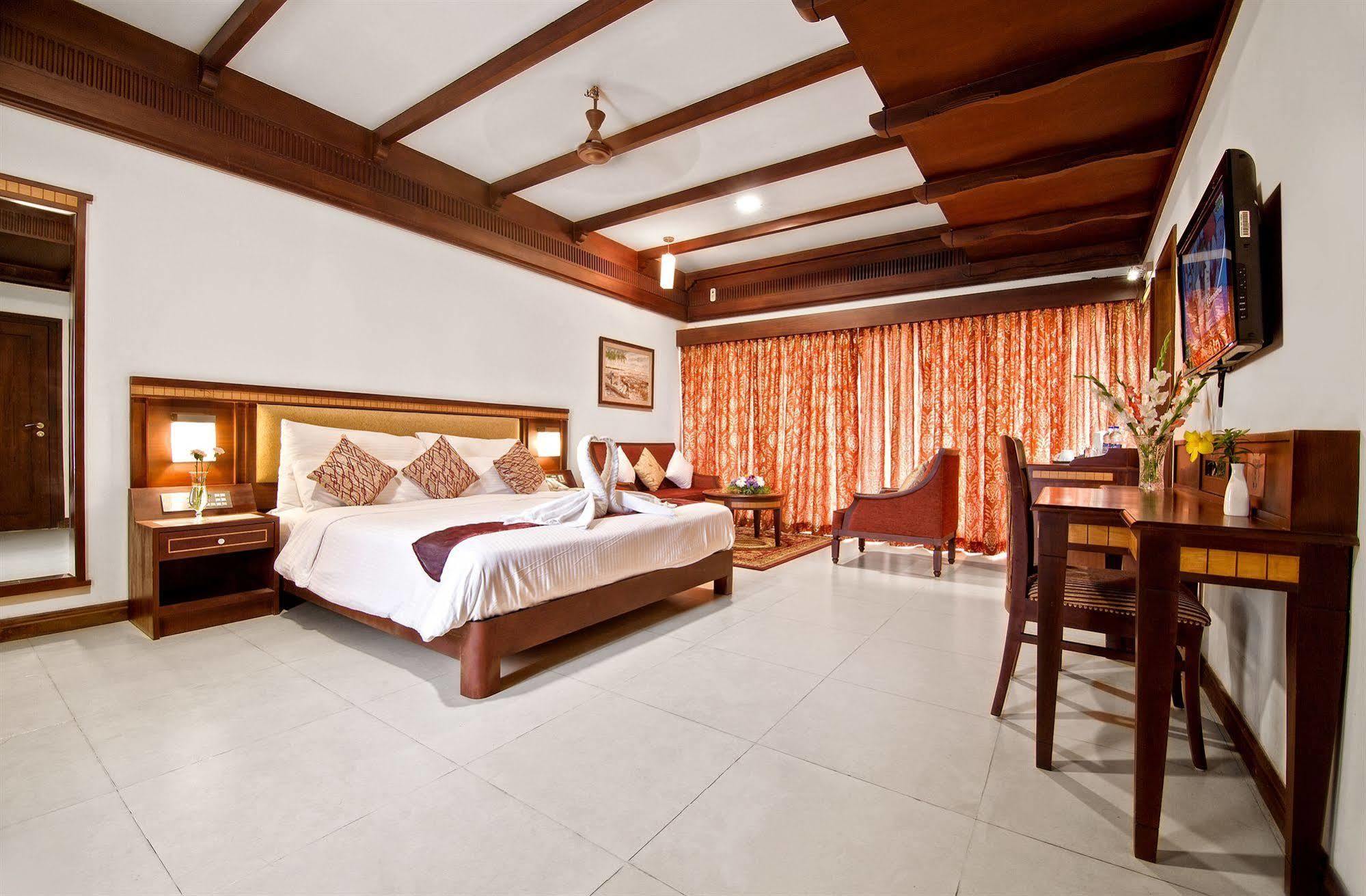 Sterling Lake Palace Alleppey Alappuzha Exterior photo