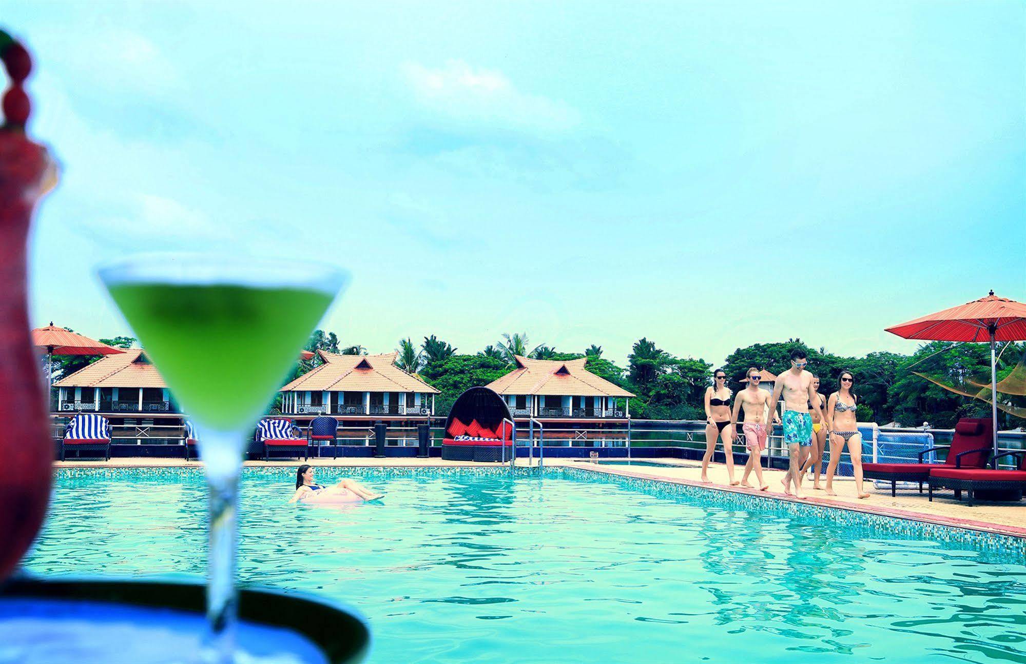 Sterling Lake Palace Alleppey Alappuzha Exterior photo
