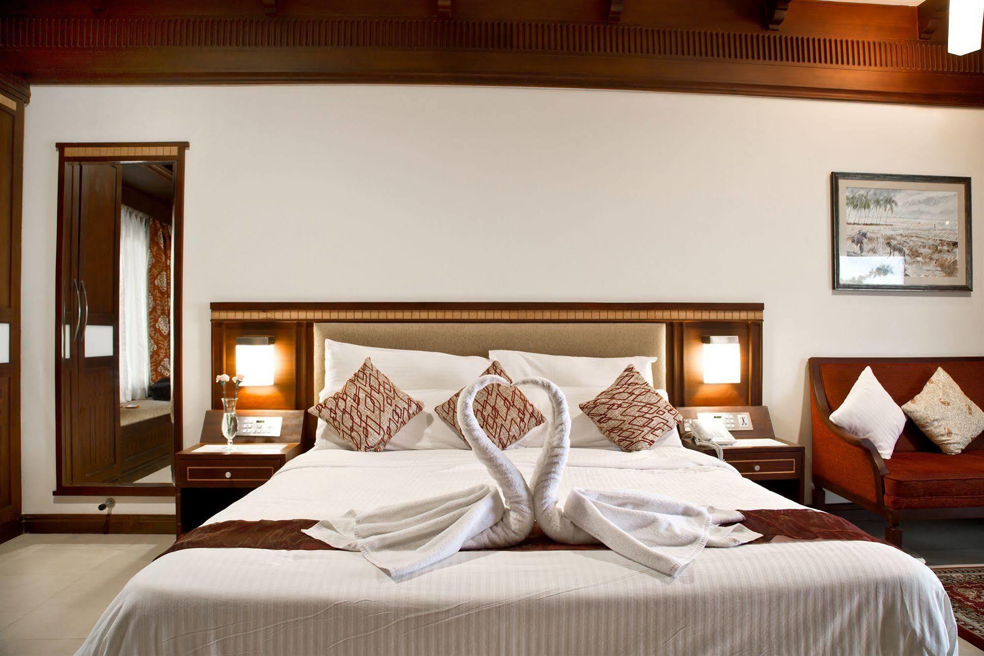 Sterling Lake Palace Alleppey Alappuzha Exterior photo